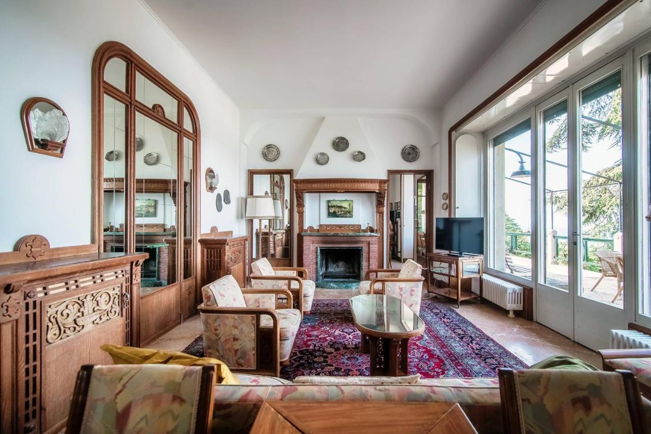 Villa I Tigli - By Myhomeincomo Brunate Exterior foto